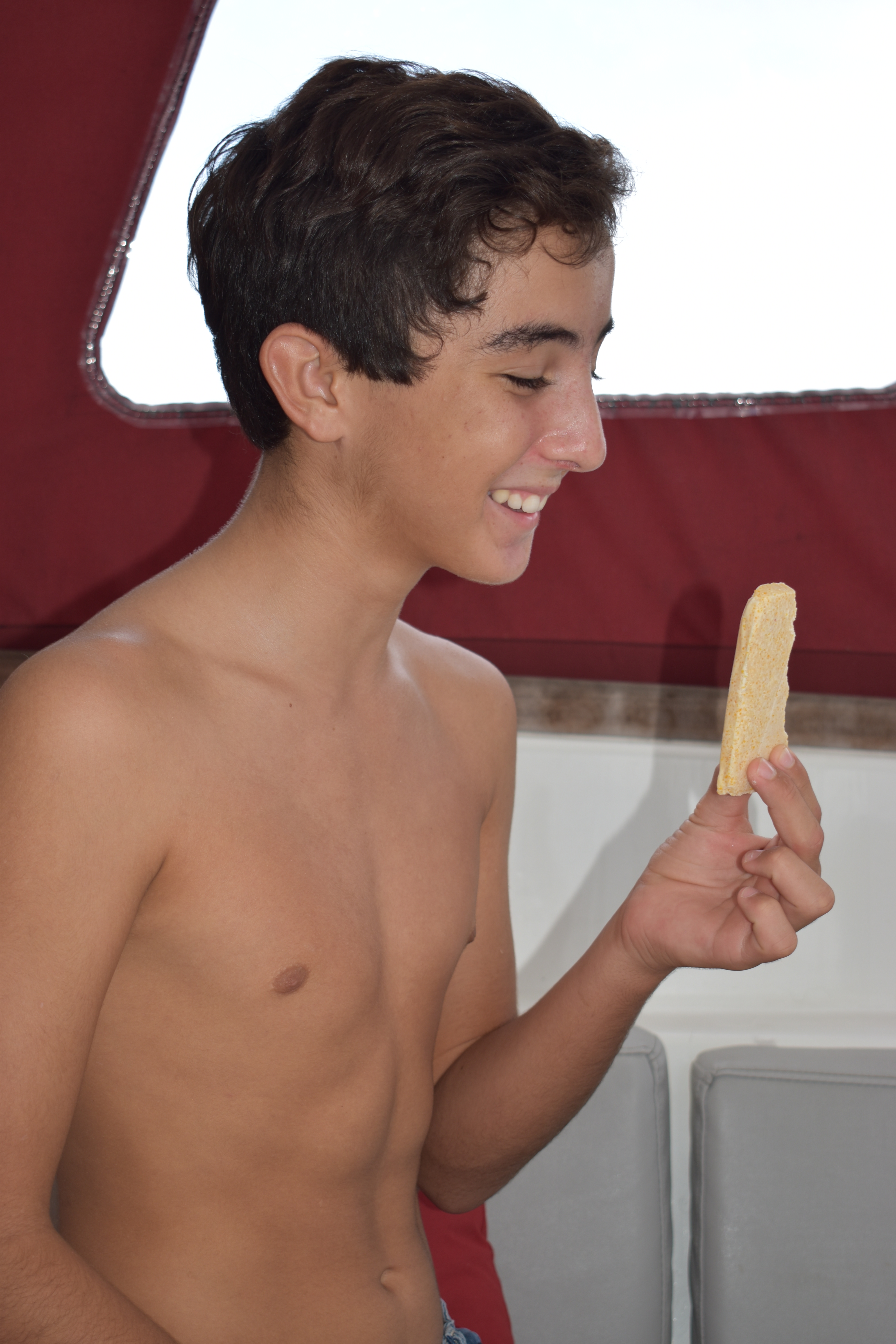 fin, très fin, se mange sans faim...